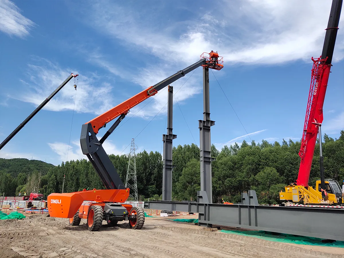 Dingli Boom Lift on site