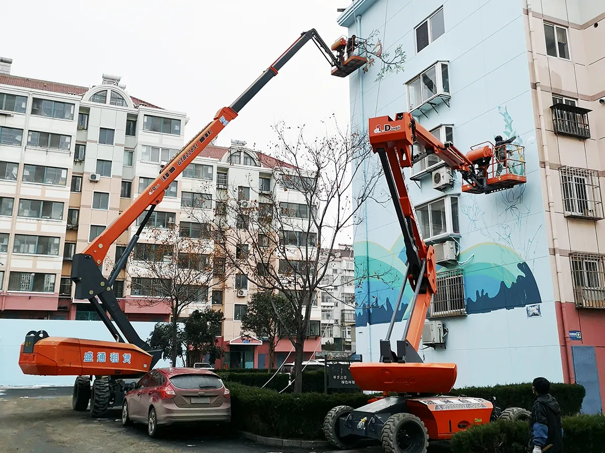 Dingli Boom Lift on site